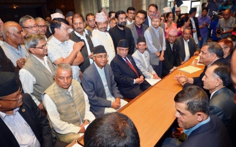 प्रधानमन्त्री पदका लागि शेरबहादुर देउवाको उम्मेदवारी दर्ता