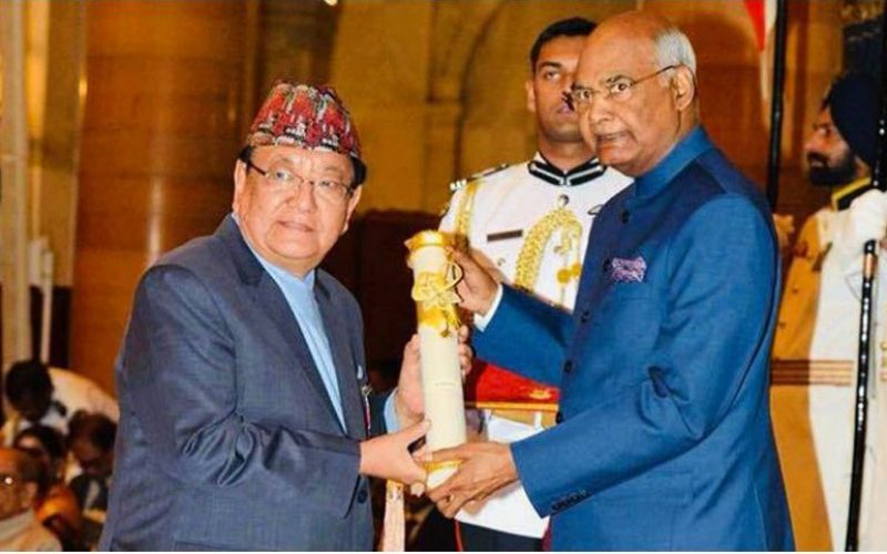 डा. सन्दुक रुइतले पाए भारतीय राष्ट्रपतिबाट पदमश्री पुरस्कार