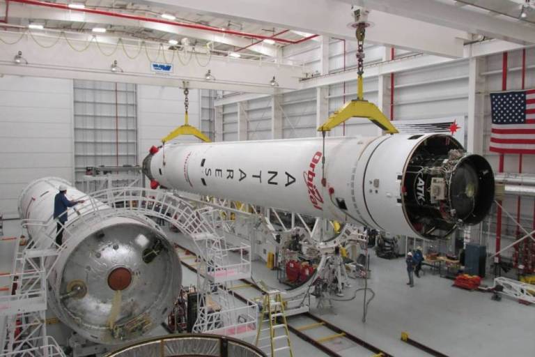 This image has an empty alt attribute; its file name is Before-launch1.jpg